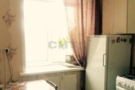  2-к квартира, 43 м², 3/3 эт.