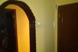 Недвижимость Квартиры / 4-к квартира, 81 м², 2/5 эт.