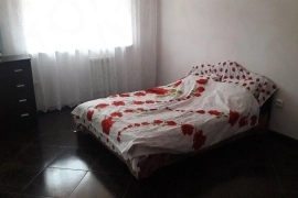 Продам однокомнатную вторичку 28.0 м² этаж 3/3 район Анапский город Анапа улица Спортивная 26 микрорайон Алексеевка