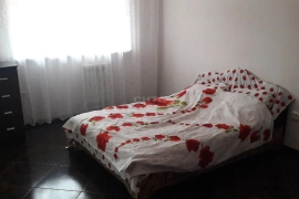 Недвижимость Квартиры / 1-к квартира, 28 м², 3/3 эт.