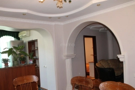 Недвижимость Квартиры / 3-к квартира, 75 м², 1/5 эт.