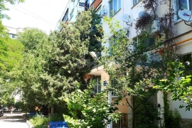 Продам двухкомнатную вторичку 50.0 м² этаж 3/5 район Анапский город Анапа мкр 12-й 8