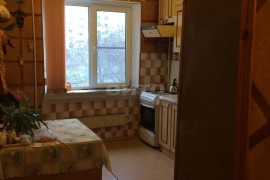 Продам трехкомнатную вторичку 64.0 м² этаж 3/9 город Новороссийск улица Карамзина 53