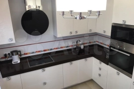 2-к. квартира, 60 м², 3/25 эт.