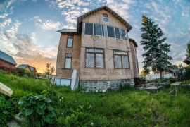 Дом 200 м² на участке 14 сот.