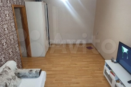 2-к. квартира, 45 м², 1/9 эт.