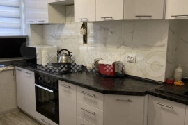 2-к. квартира, 43,3 м², 1/9 эт.